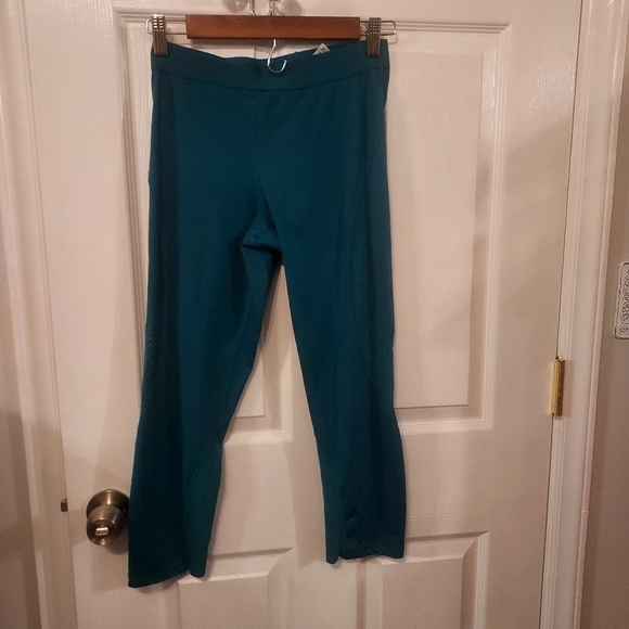 Nike Pro Leggings Green Crop Womens Medium Athletic Athlesure - Picture 1 of 13